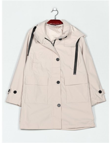 Parka amplia capucha