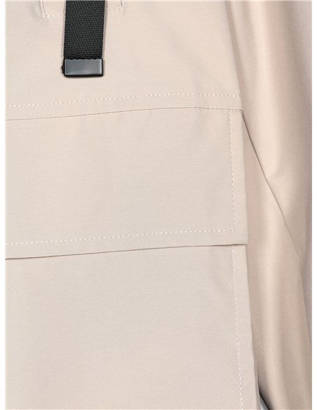 Parka amplia capucha