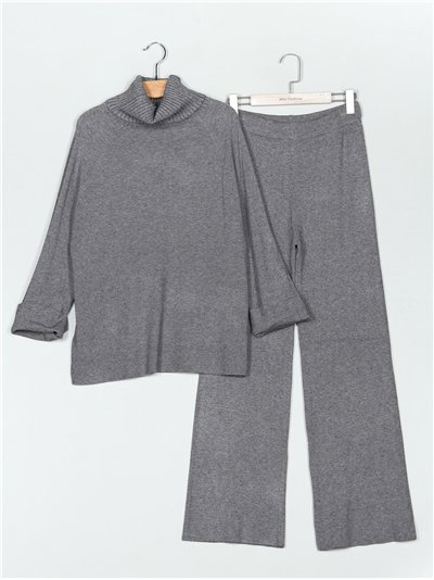 Conjunto Jersey amplio cuello vuelto + Pantalón recto