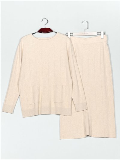 Conjunto Jersey canalé punto cálido + Falda midi