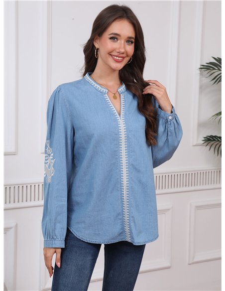 Blusa denim bordada