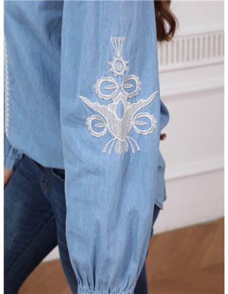 Blusa denim bordada