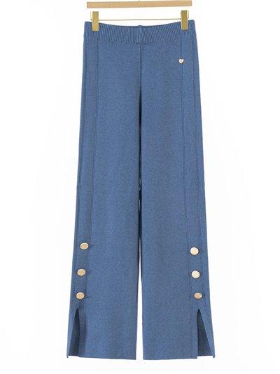 Pantalón recto punto abertura botones