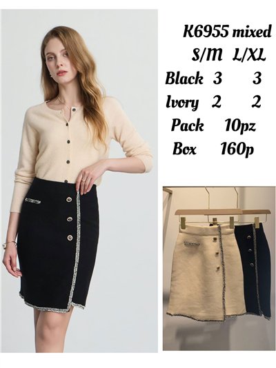 Falda mini punto botones desflecados 2