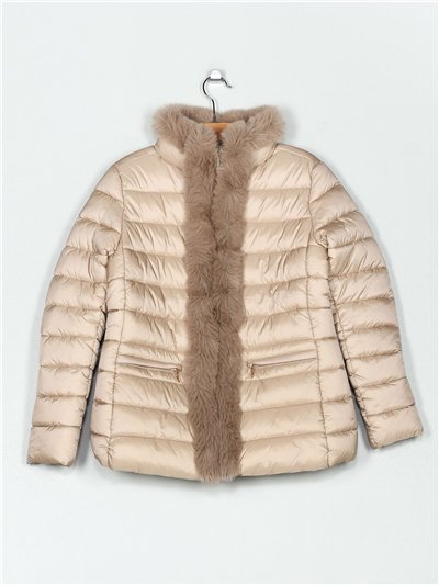 Anorak with a high collar and faux fur