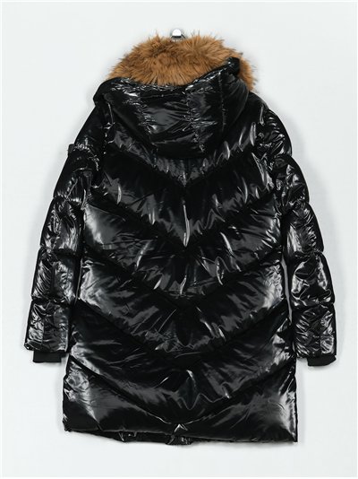 Anorak amplio acharolado water repellent cuello pelo 2