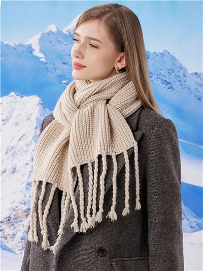 Bufanda punto grueso flecos