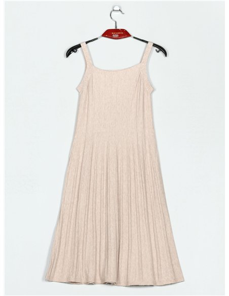 Vestido punto vuelo tirante