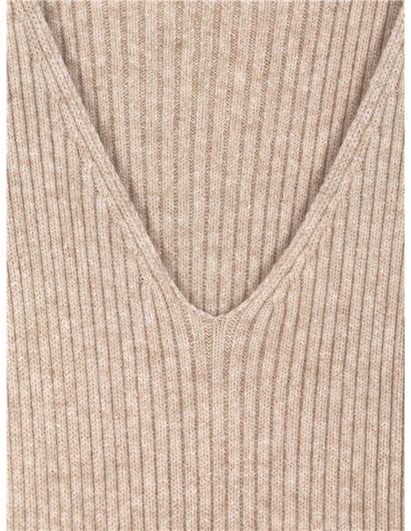 Vestido punto canalé cuello pico