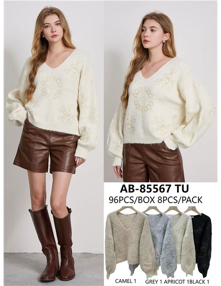 Jersey flores bordadas cuello pico