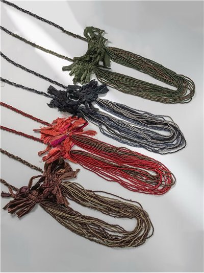 Collar múltiple con abalorios