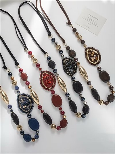 Collar cuerda medallones