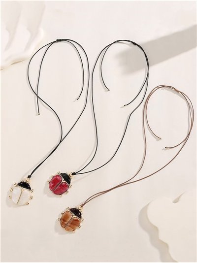 Collar cuerda colgante mariquita de resina
