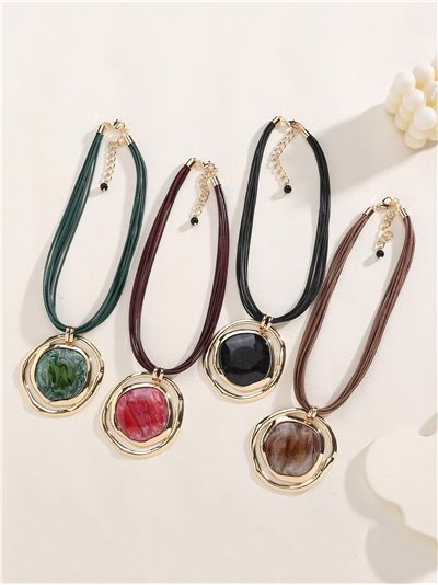 Collar cuerda con colgante circular de resina