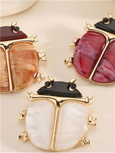 Broche mariquita de resina 2