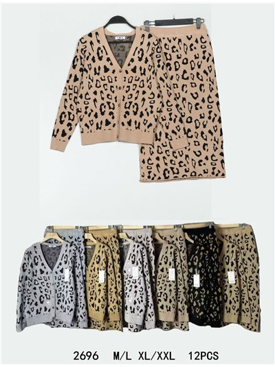 Conjunto Chaqueta punto leopardo + Falda midi 2