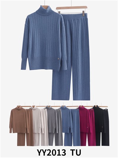 Conjunto Jersey canalé cuello vuelto + Pantalón 2