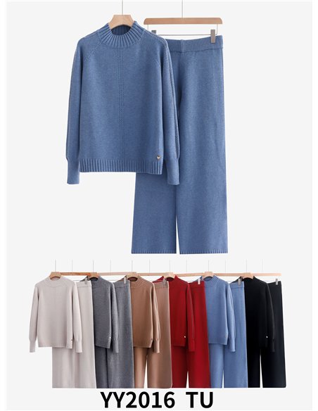 Co-Ord Textured knit sweater + Trousers