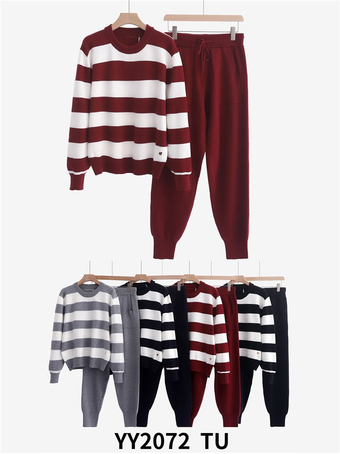 Conjunto Jersey franjas + Pantalón jogger