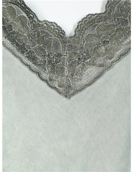 Faded-effect top with lace