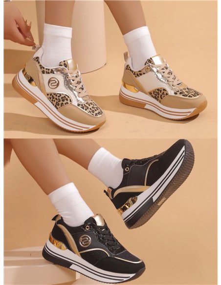 Deportiva con plataforma y detalles metalizados