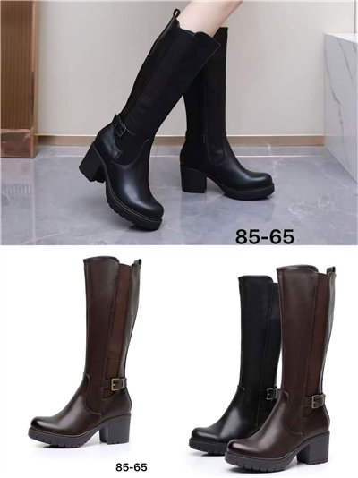 Bota tacón y hebilla 2