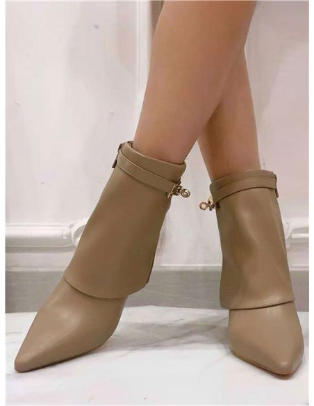 Botín de tacón fino con vuelta