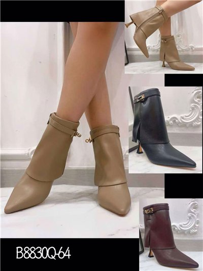 Botín de tacón fino con vuelta 2