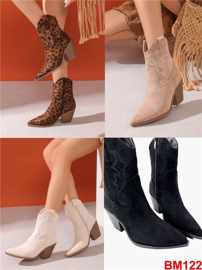 Botín cowboy con tacón de bloque