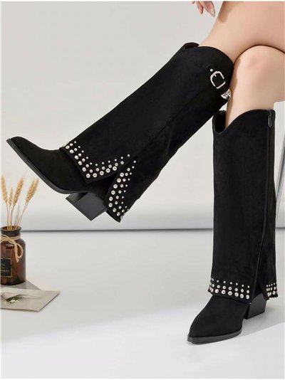 Bota cowboy con tachuelas