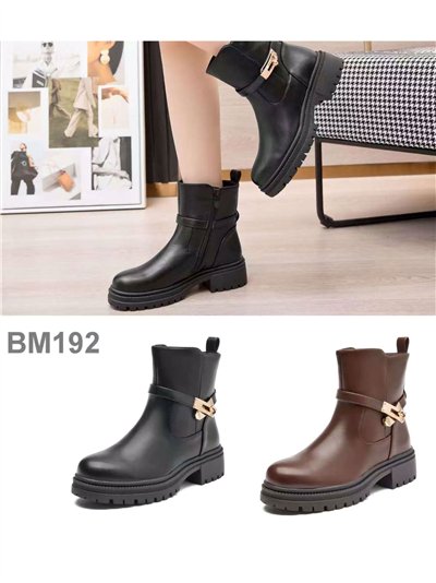 Botín biker con correa y herraje 2