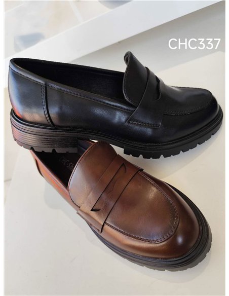 Mocasín penny con suela track