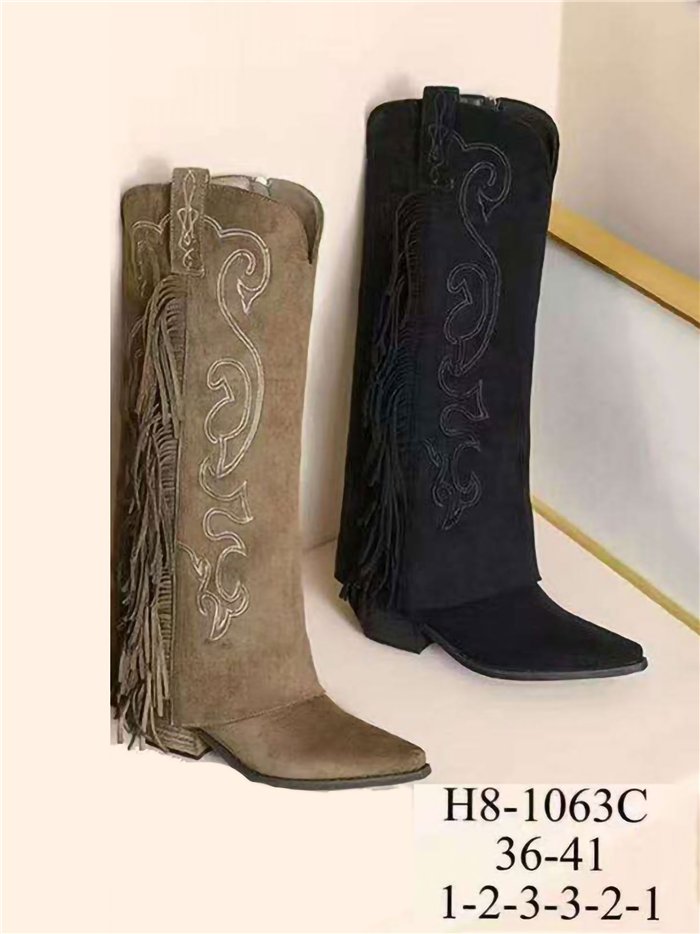Bota alta western con flecos y bordados