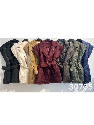 Chaleco acolchado con cinturón