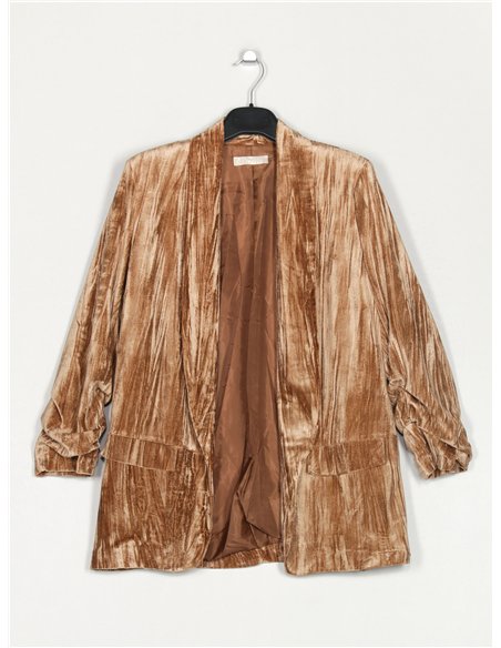 Blazer terciopelo manga remangada