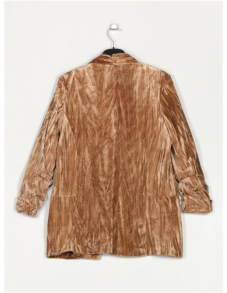 Blazer terciopelo manga remangada