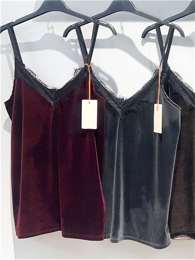 Top lencero terciopelo con encaje 2