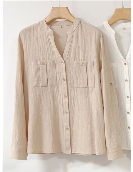 Camisa bolsillos cuello pico
