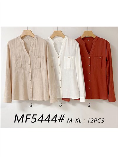 Camisa bolsillos cuello pico 2