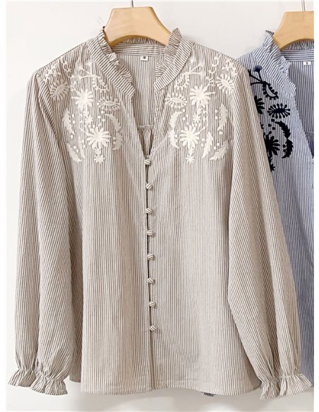 Camisa rayas bordada cuello pico