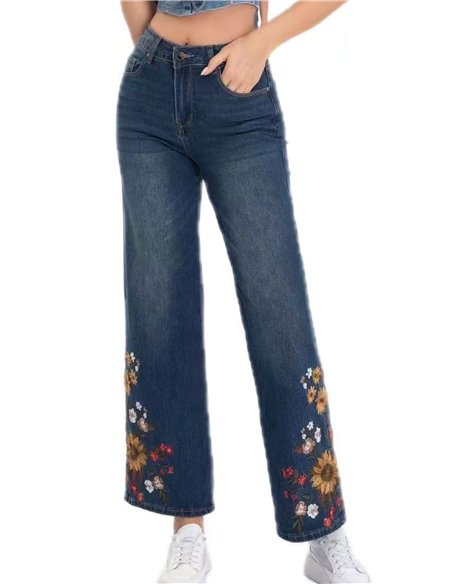 Embroidered floral straight jeans