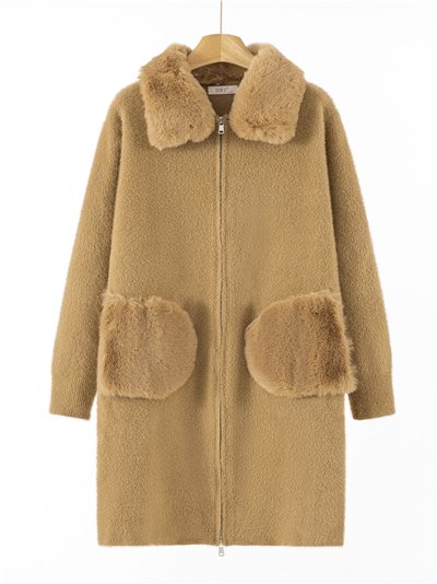 Abrigo largo punto con bolsillos de pelo