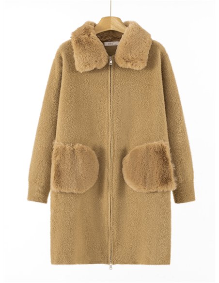 Abrigo largo punto con bolsillos de pelo