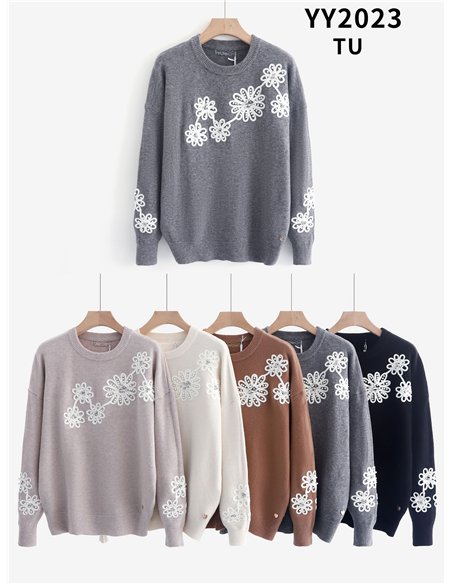 Jersey de punto con flores bordadas