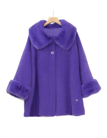 Abrigo corto talla grande cuello pelo