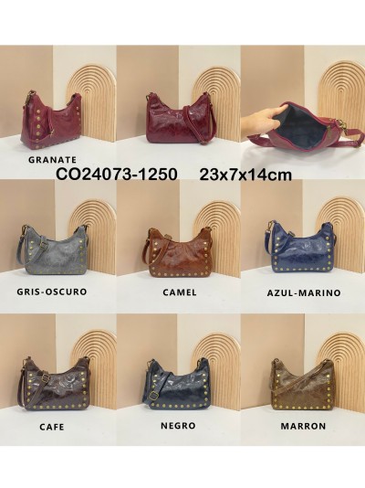 Bolso bandolera piel tachas