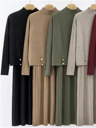 Conjunto Chaleco punto cuello perkins + Vestido largo canalé