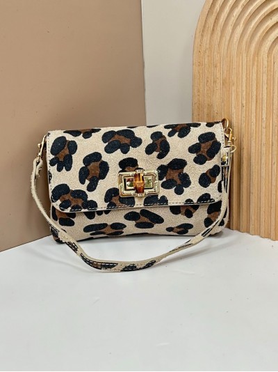 Mini bolso bandolera serraje animal print detalle metálico 2