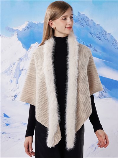 Chal triangular de punto con pelo