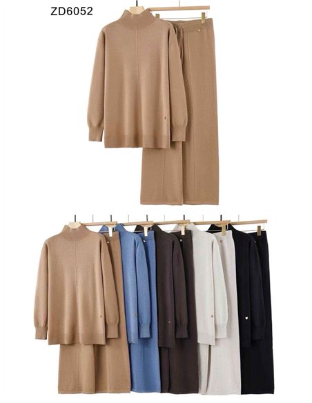 Co-Ord Oversized high neck knit sweater + Trousers